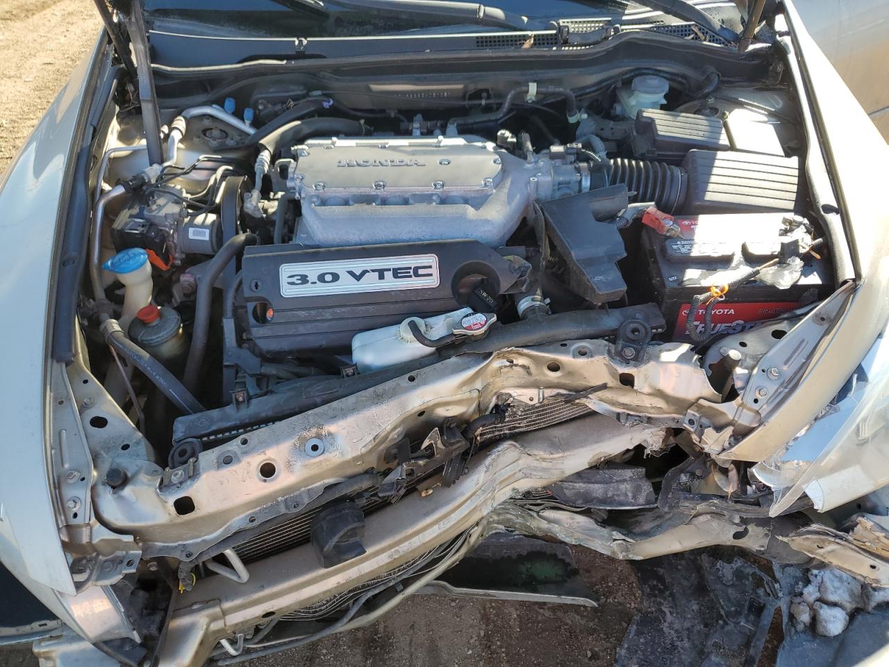 2003 Honda Accord - Image 11
