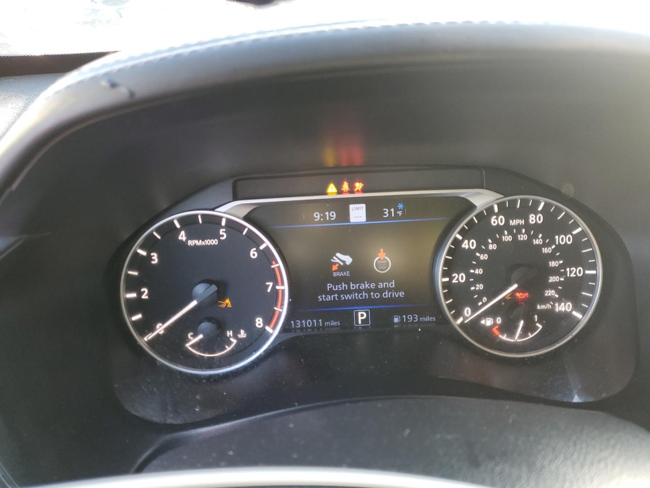 2019 Nissan Altima - Image 9