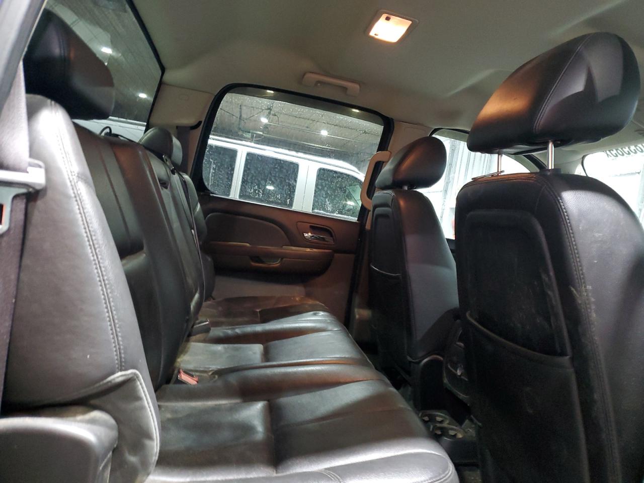 2012 Chevrolet Silverado - Image 10