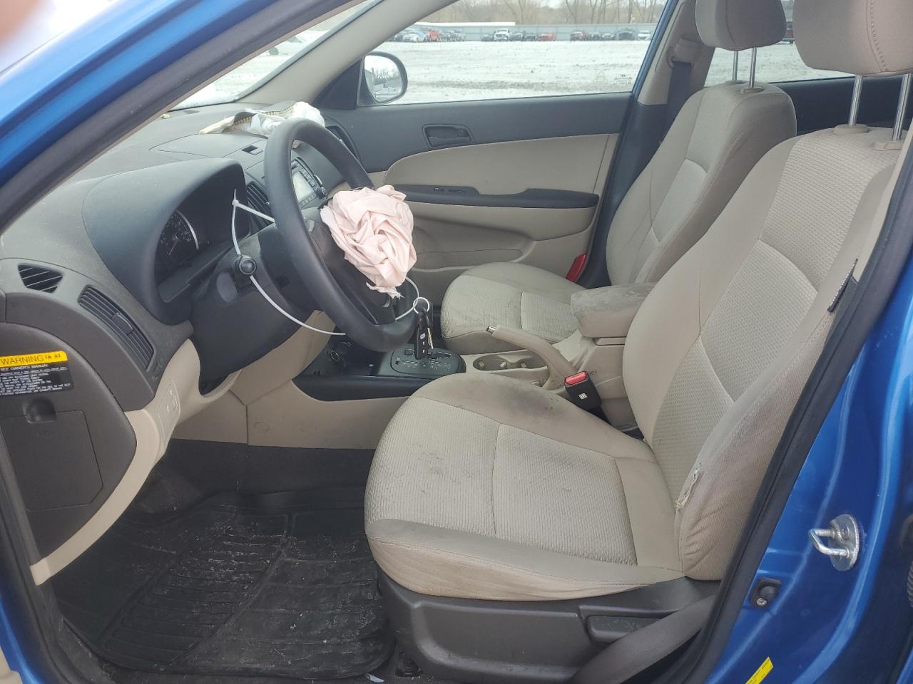 2011 Hyundai Elantra - Image 7