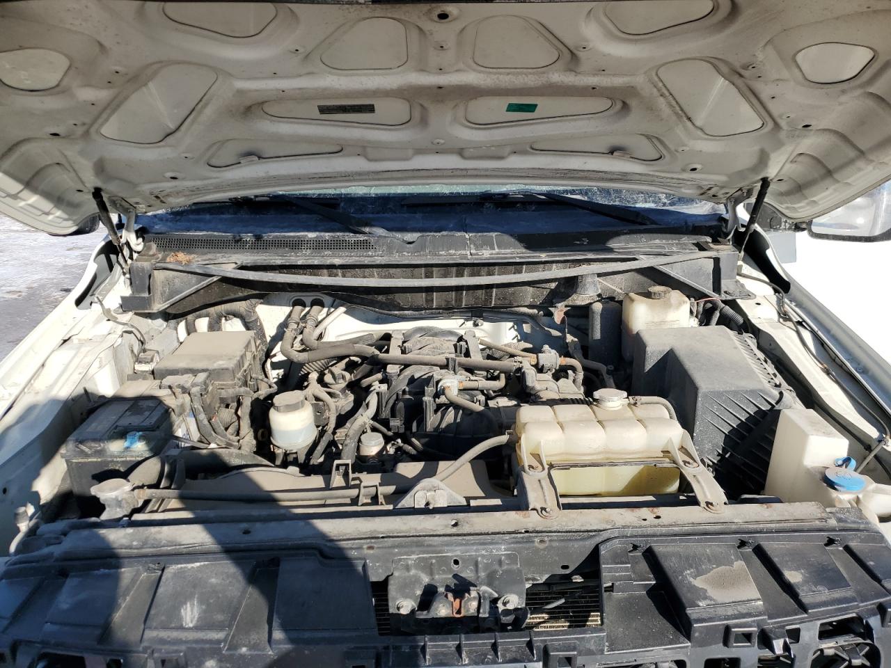 2017 Nissan NV - Image 12