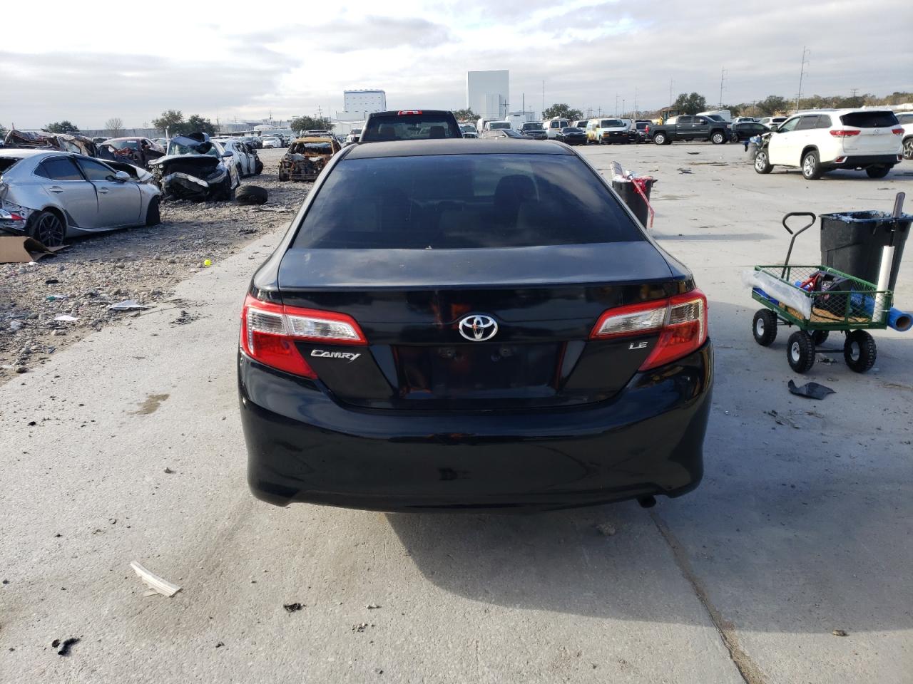 VIN 4T1BF1FK2DU267513 2013 TOYOTA CAMRY no.6