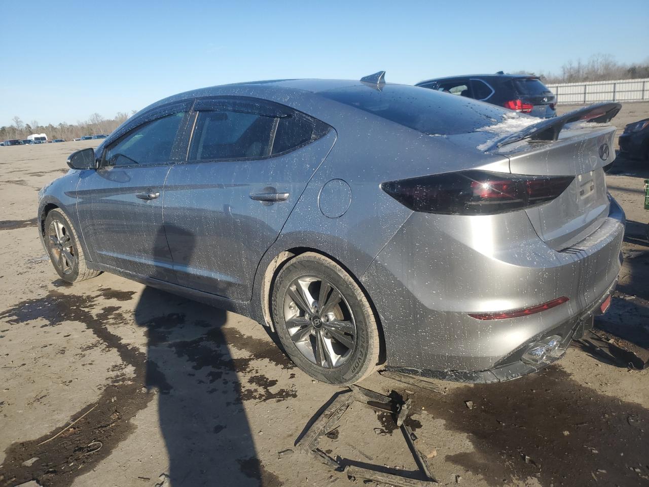 2017 Hyundai Elantra - Image 2