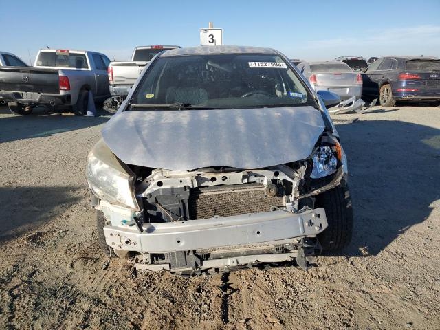  TOYOTA YARIS 2013 Srebrny