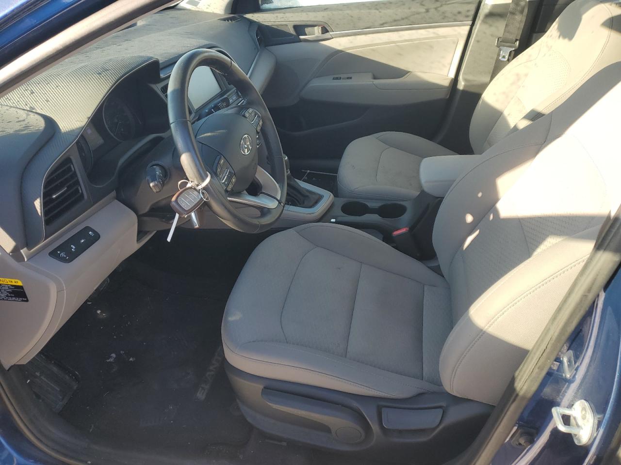 2019 Hyundai Elantra - Image 7
