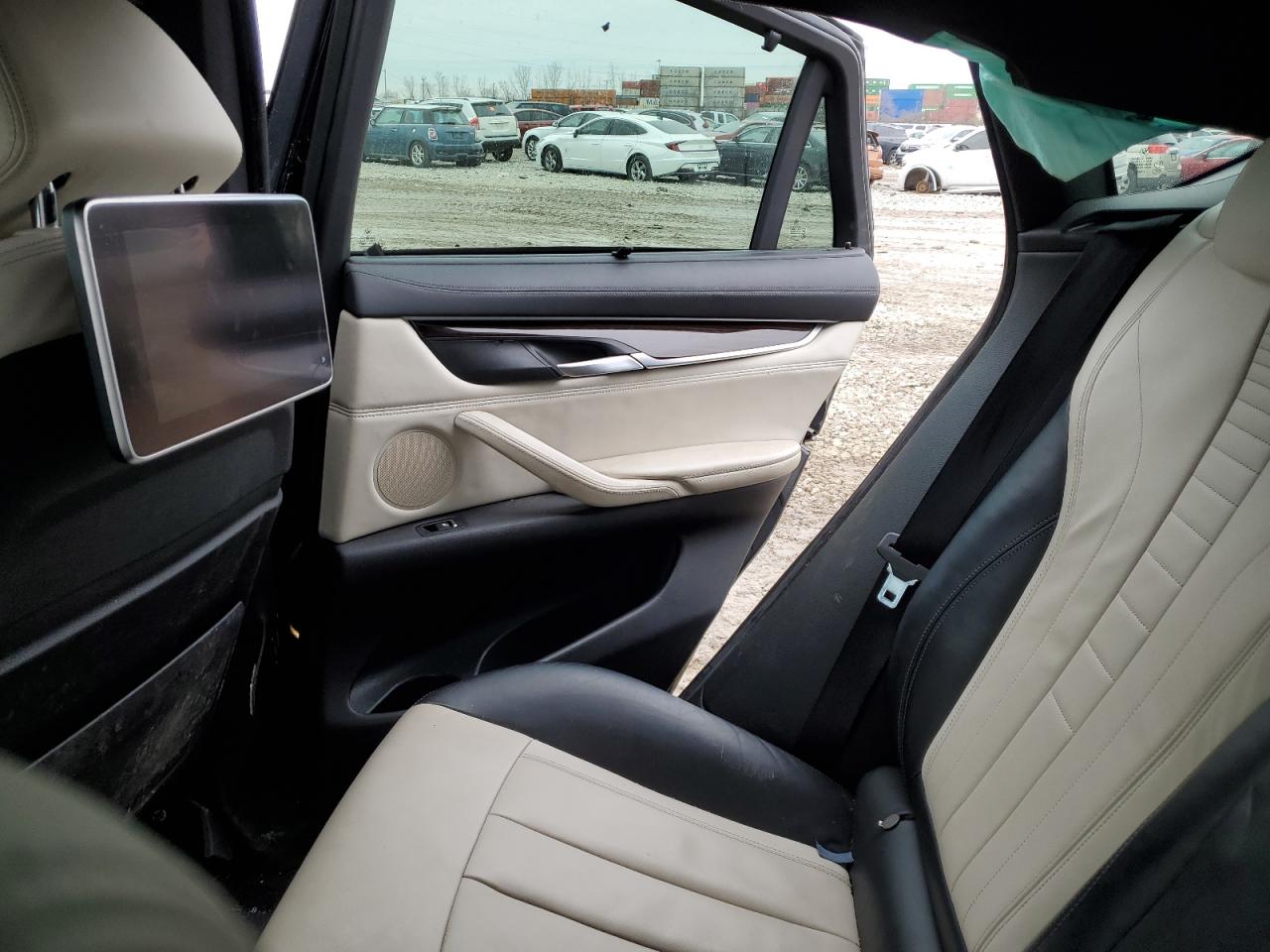 2017 BMW X6 - Image 11