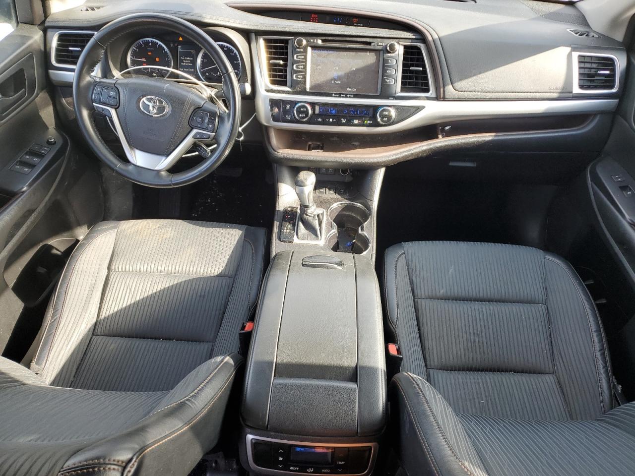 2018 Toyota Highlander - Image 8