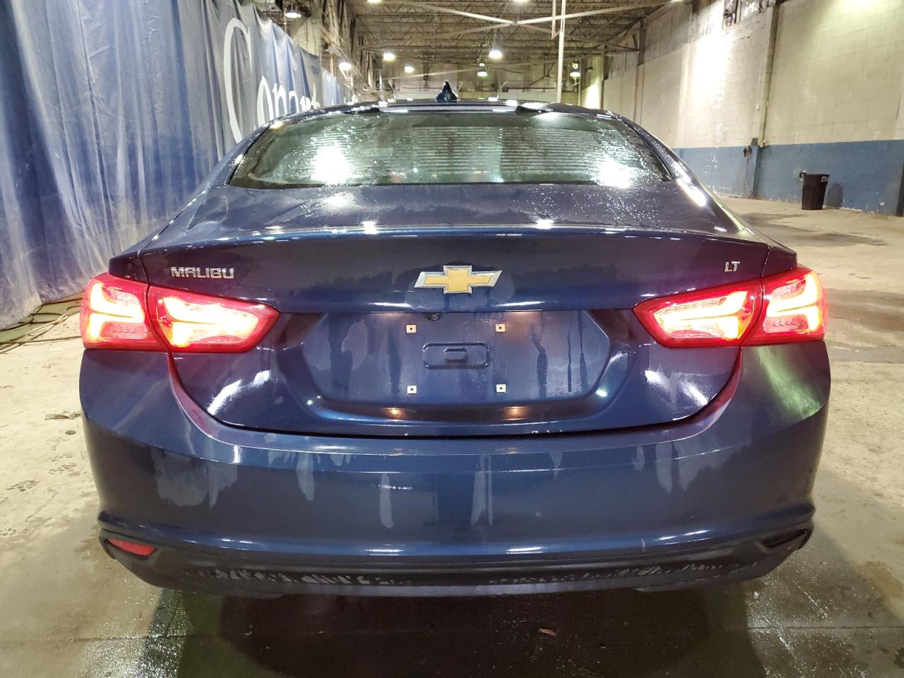 2022 Chevrolet Malibu - Image 6