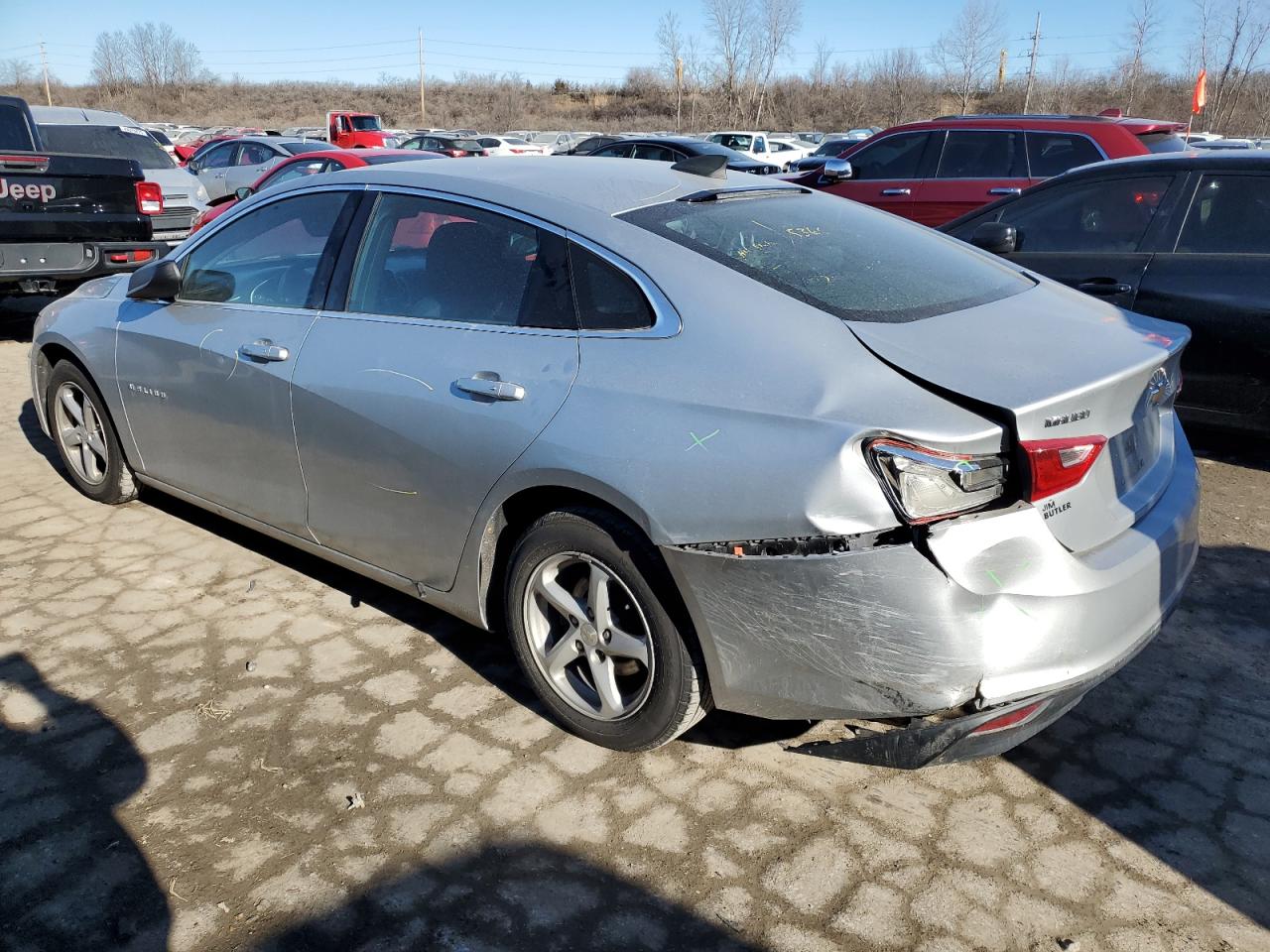 2016 Chevrolet Malibu - Image 2