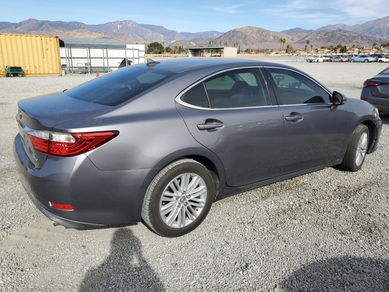 2013 Lexus ES - Image 3