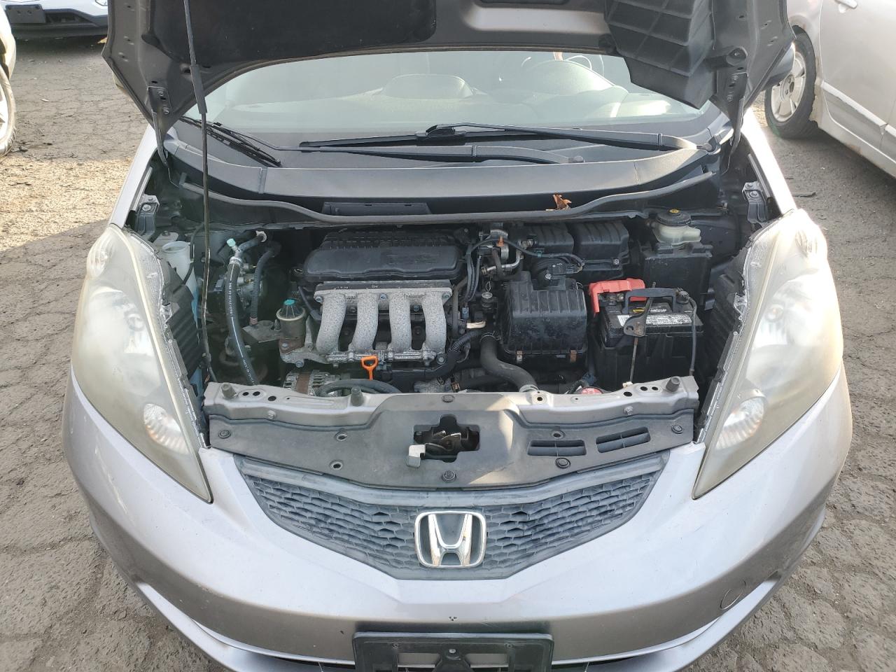 2010 Honda Fit - Image 11