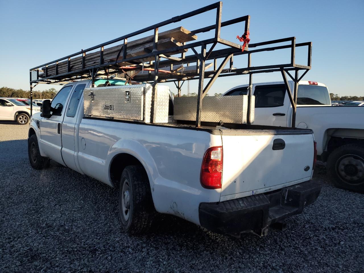 2009 Ford F250 - Image 2