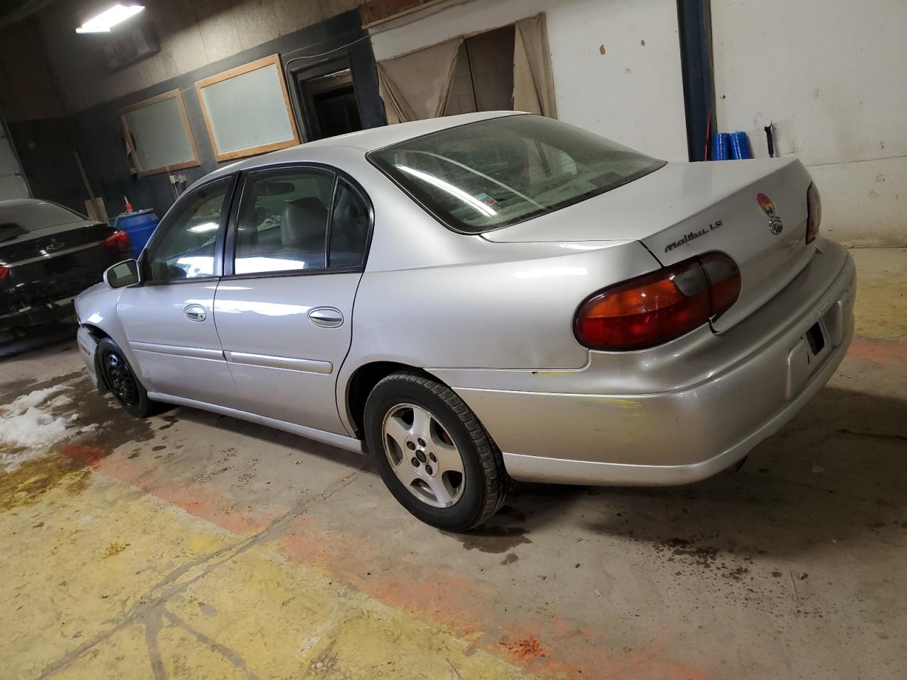 2003 Chevrolet Malibu - Image 2