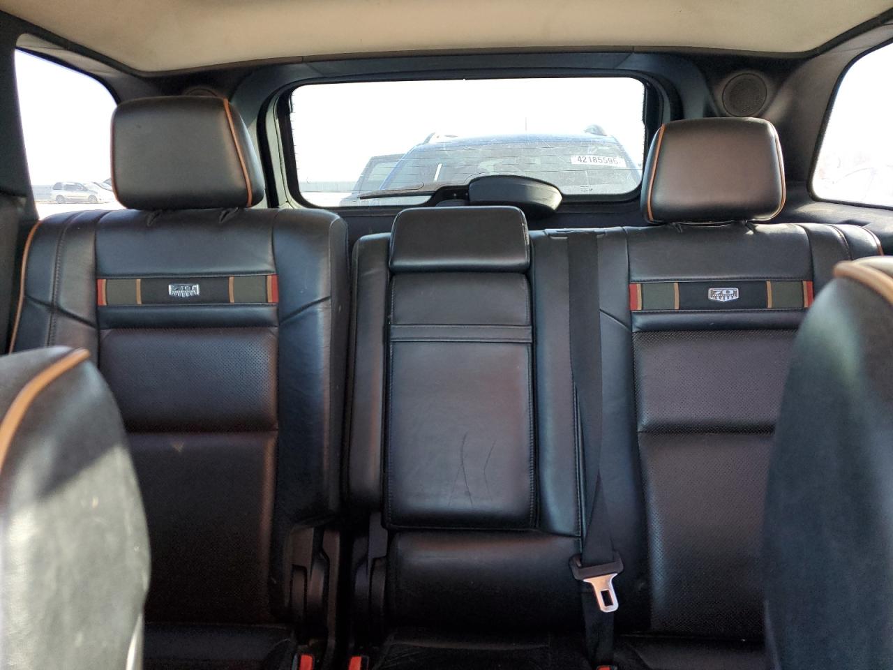 2011 Jeep Grand Cherokee - Image 10