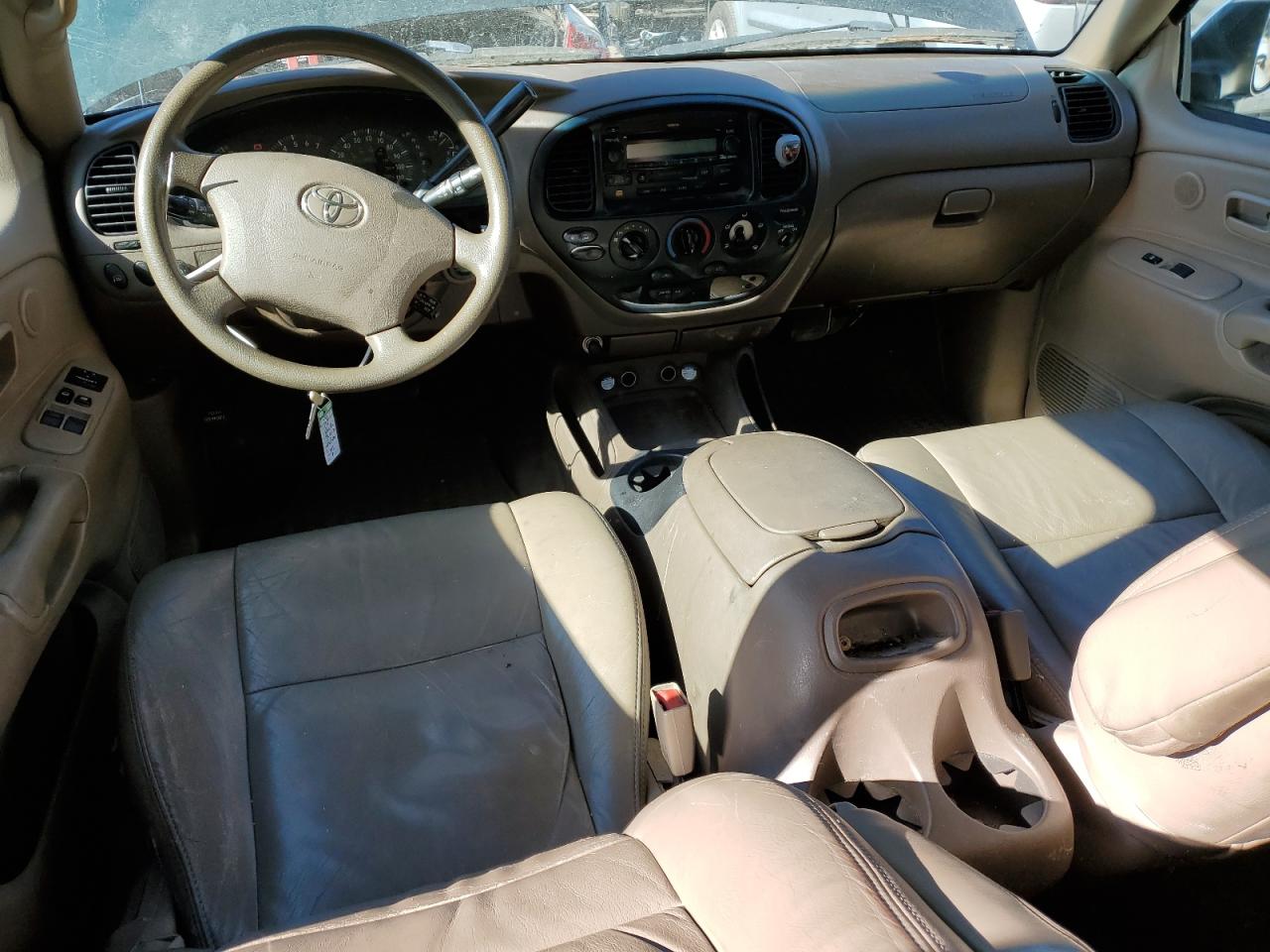 2004 Toyota Tundra - Image 8