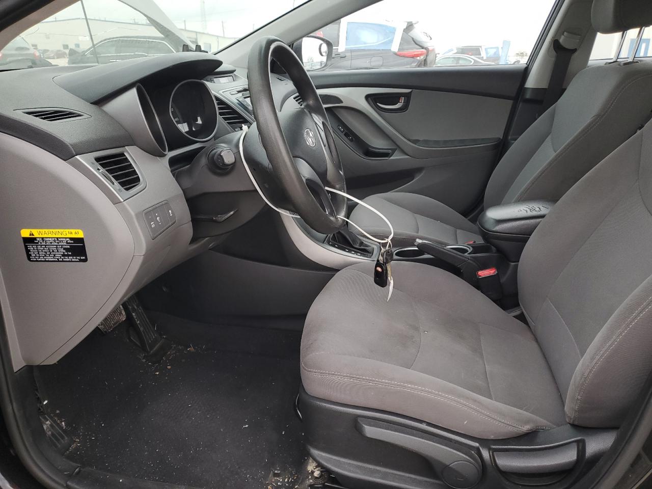 2016 Hyundai Elantra - Image 7