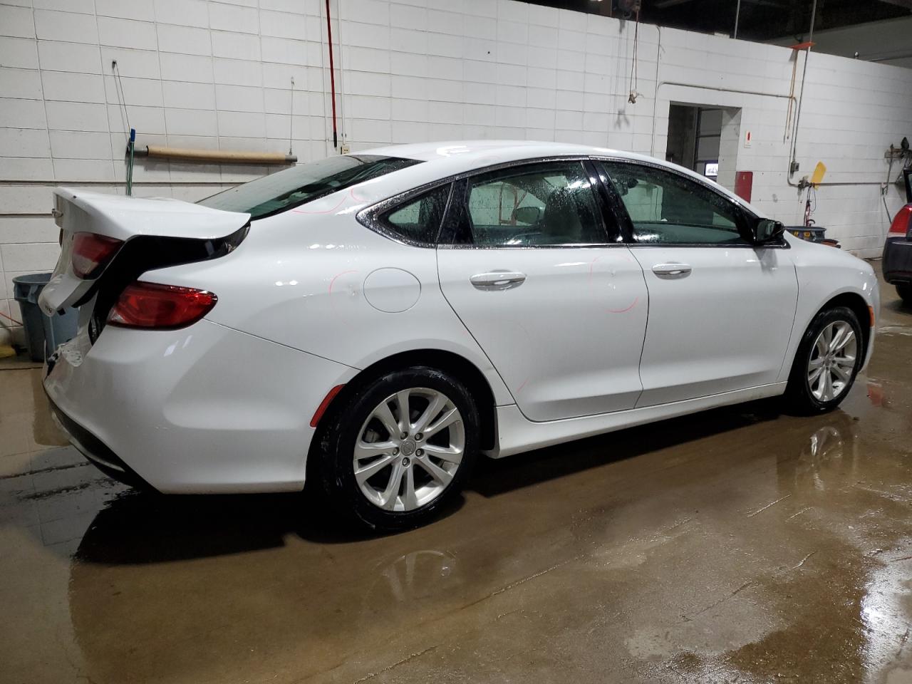 2015 Chrysler 200 - Image 3