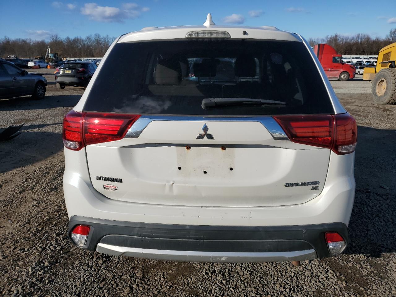 VIN JA4AD3A32HZ049950 2017 MITSUBISHI OUTLANDER no.6