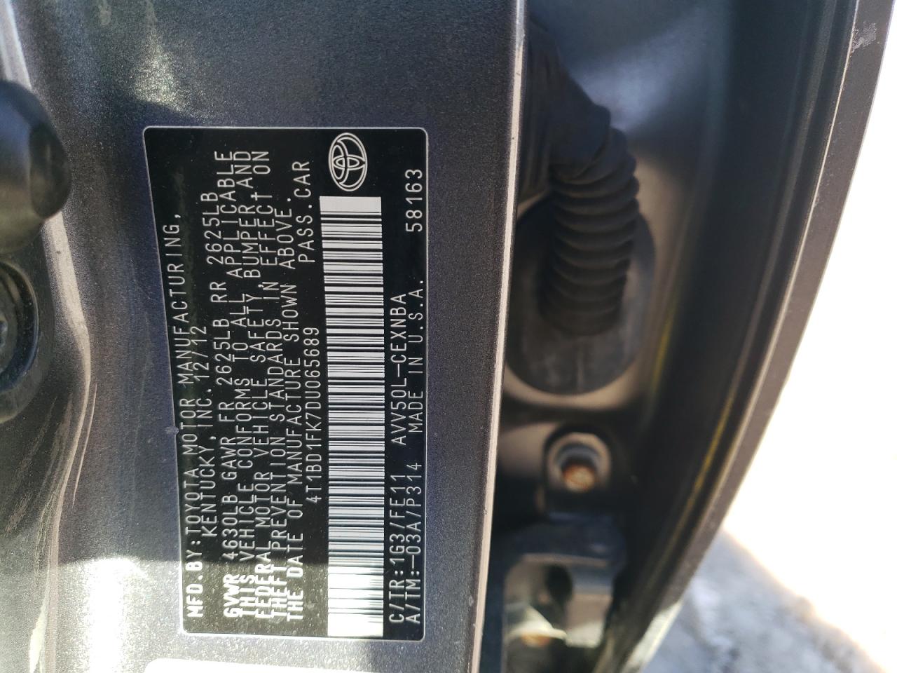 2013 Toyota Camry - Image 14