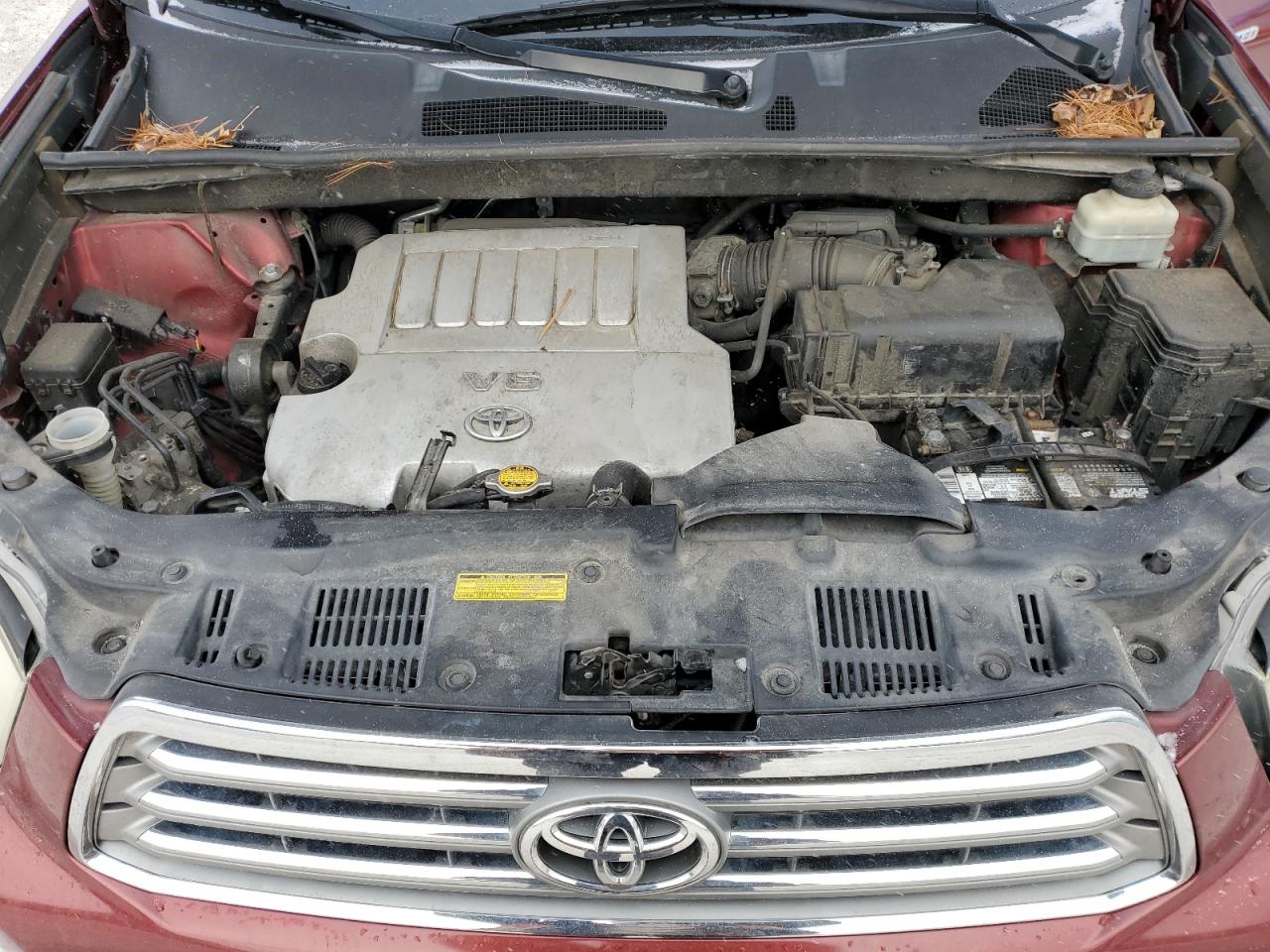 2010 Toyota Highlander - Image 14