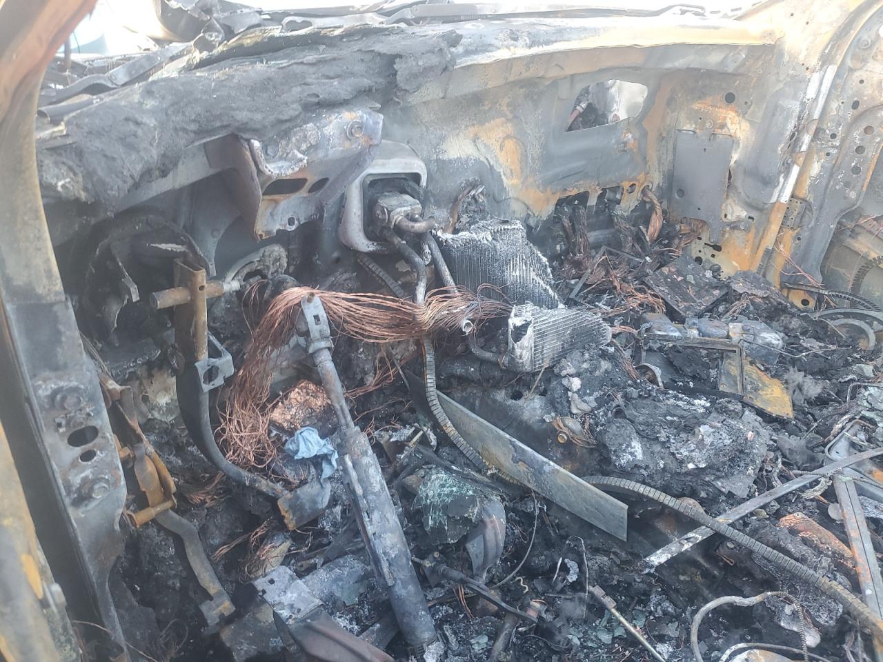 2014 Jeep Grand Cherokee - Image 9