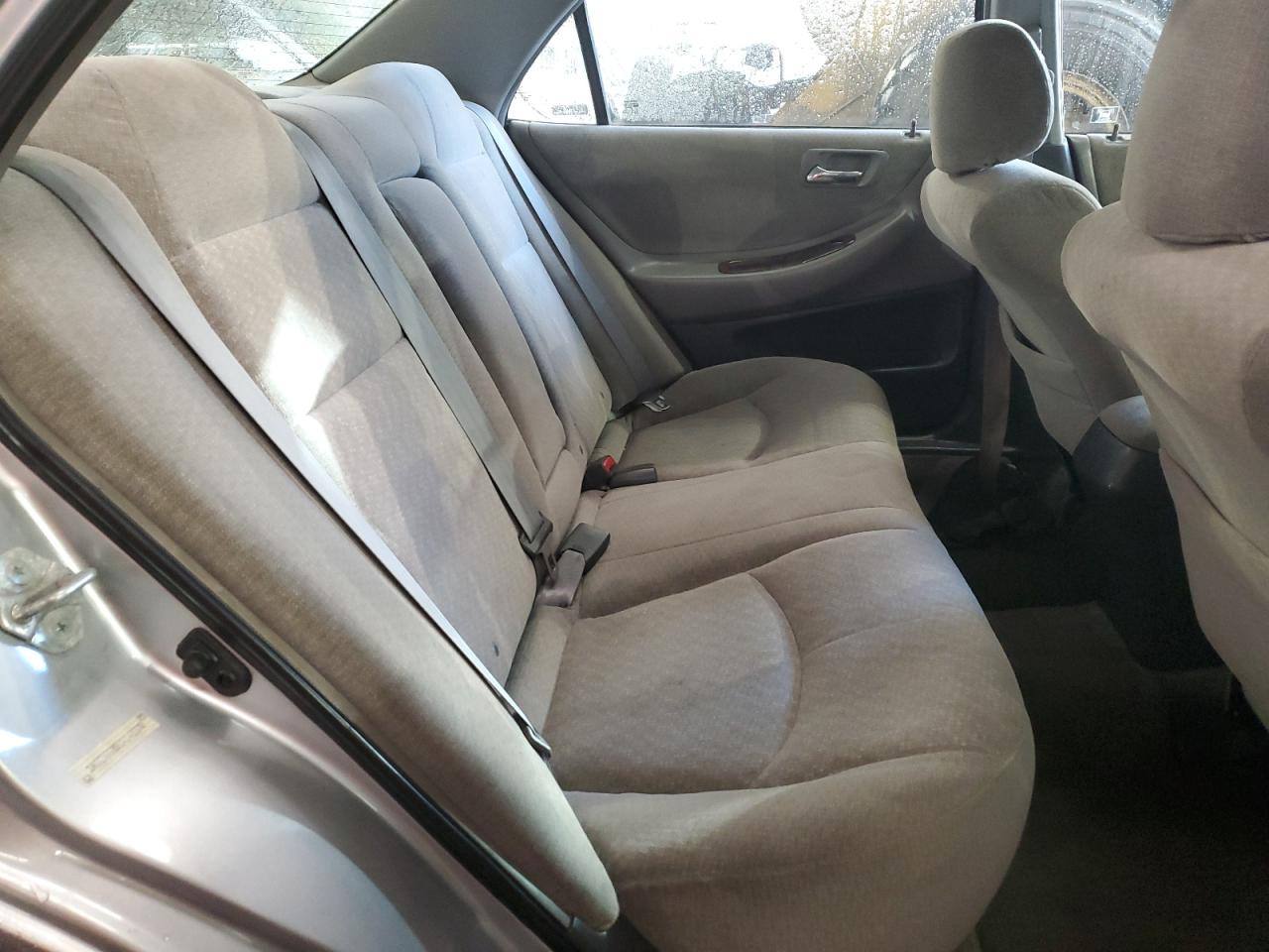 2002 Honda Accord - Image 10