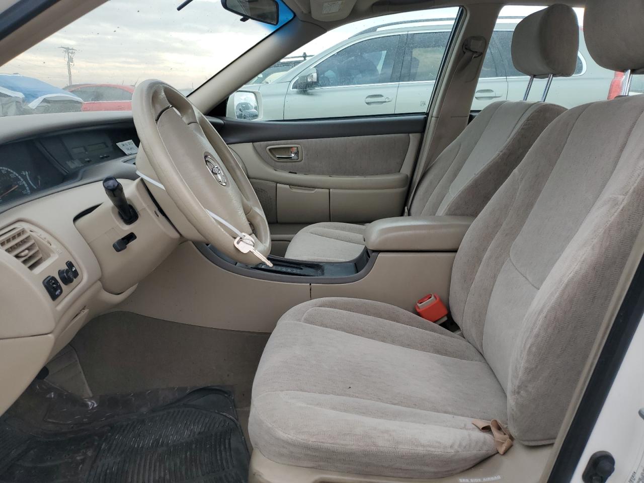 2002 Toyota Avalon - Image 7