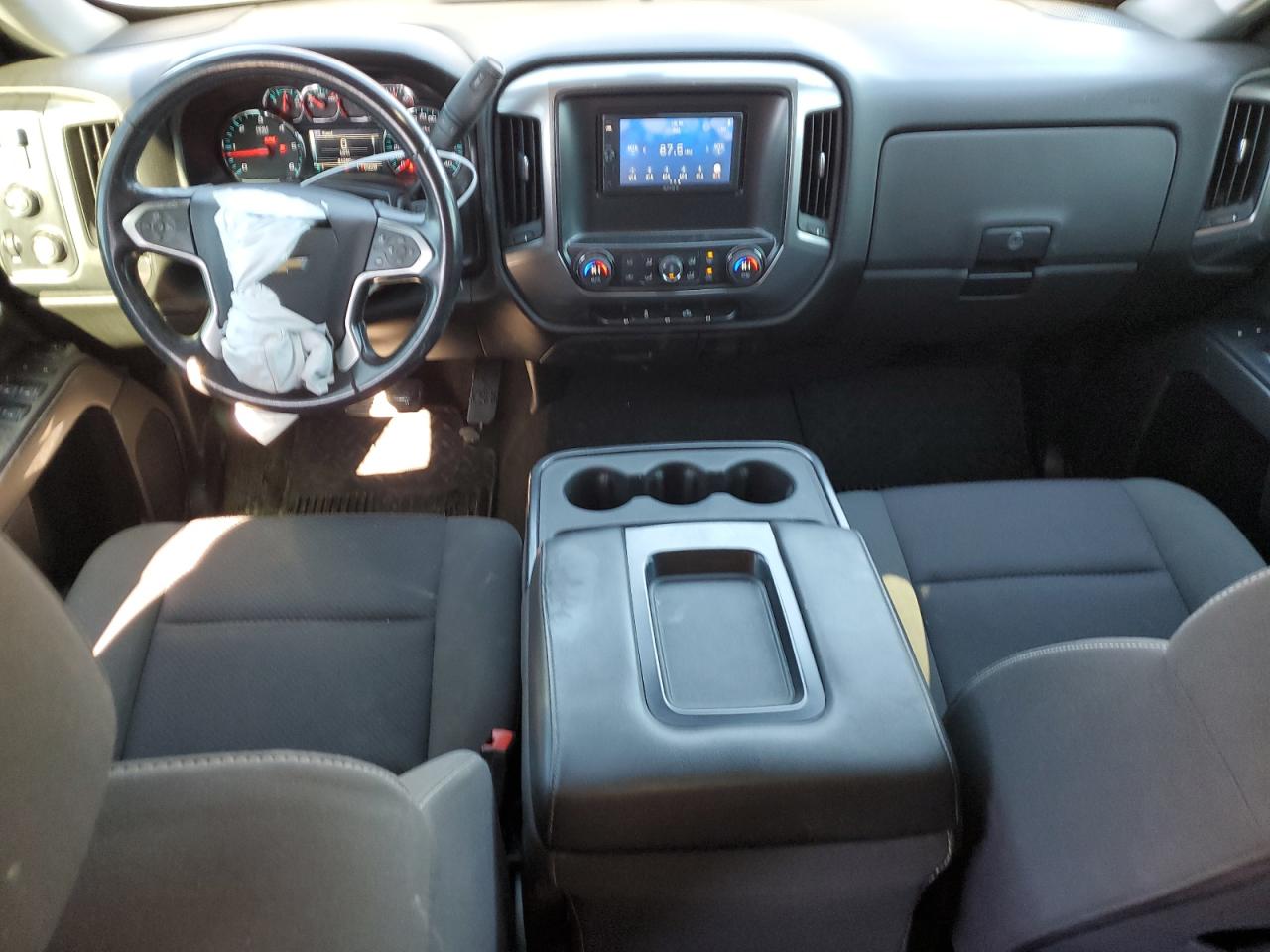 2016 Chevrolet Silverado - Image 8