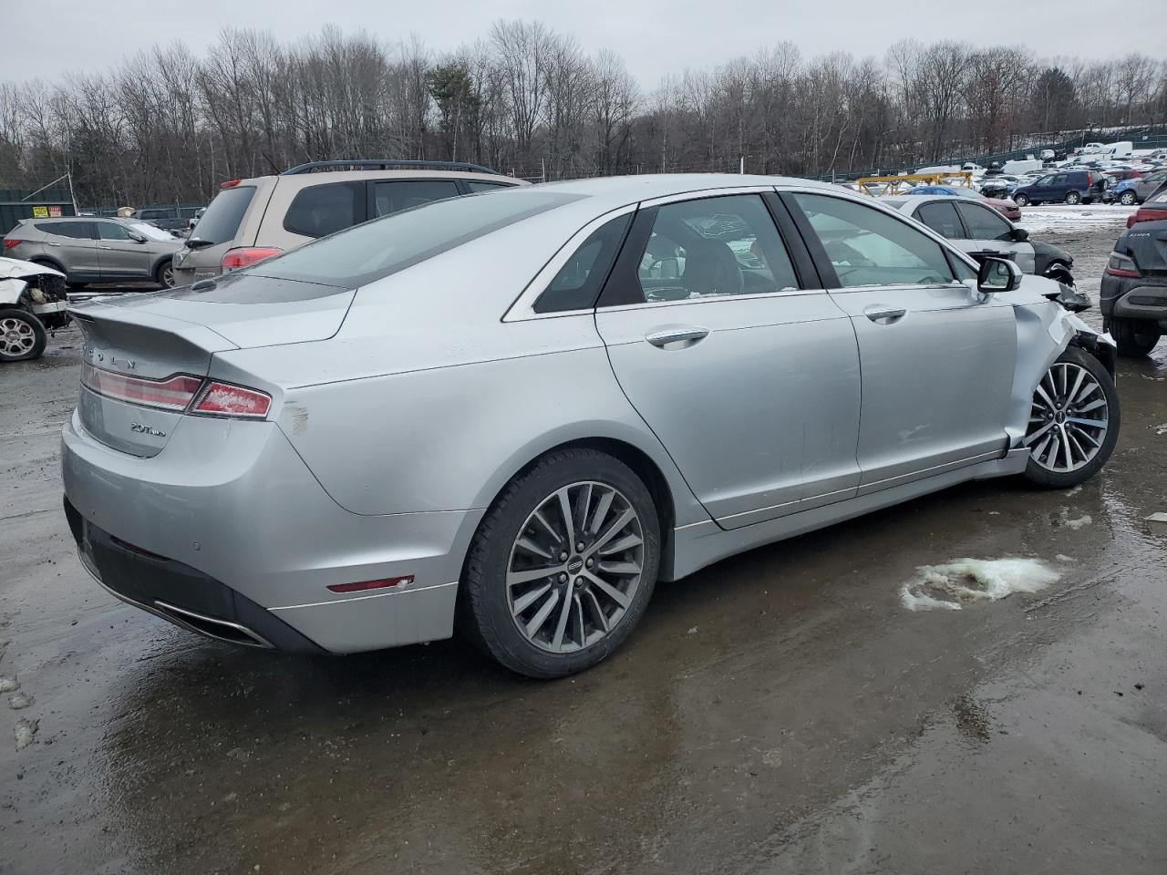 2017 Lincoln MKZ - Image 3