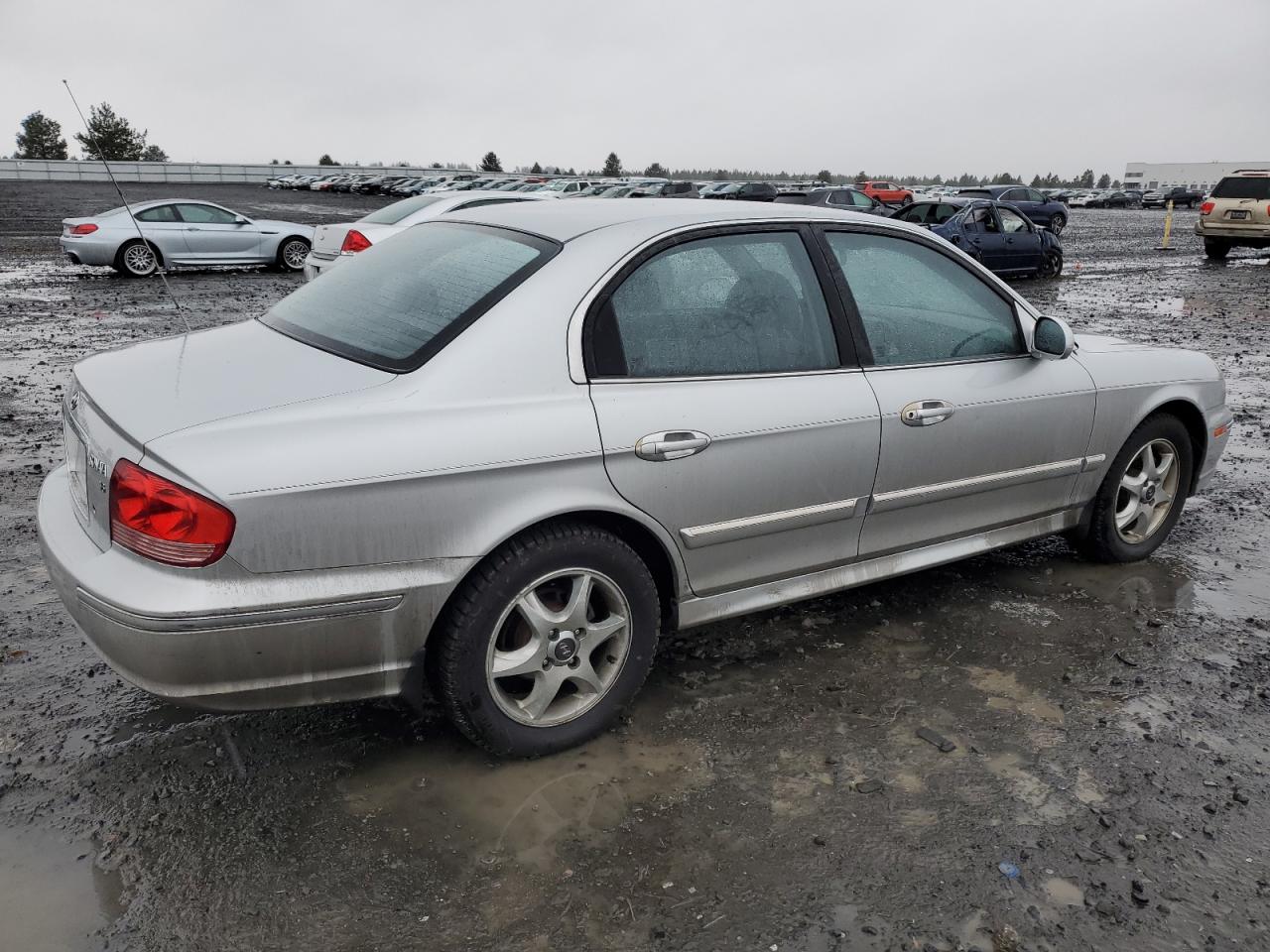 2005 Hyundai Sonata - Image 3