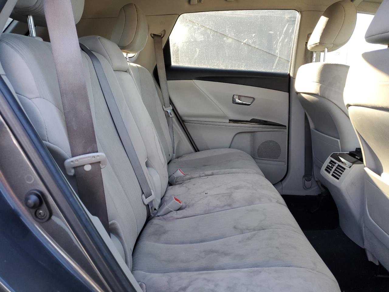 2011 Toyota Venza - Image 11
