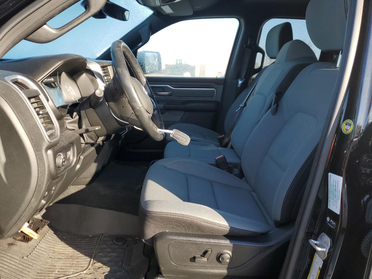 2022 RAM 1500 - Image 7