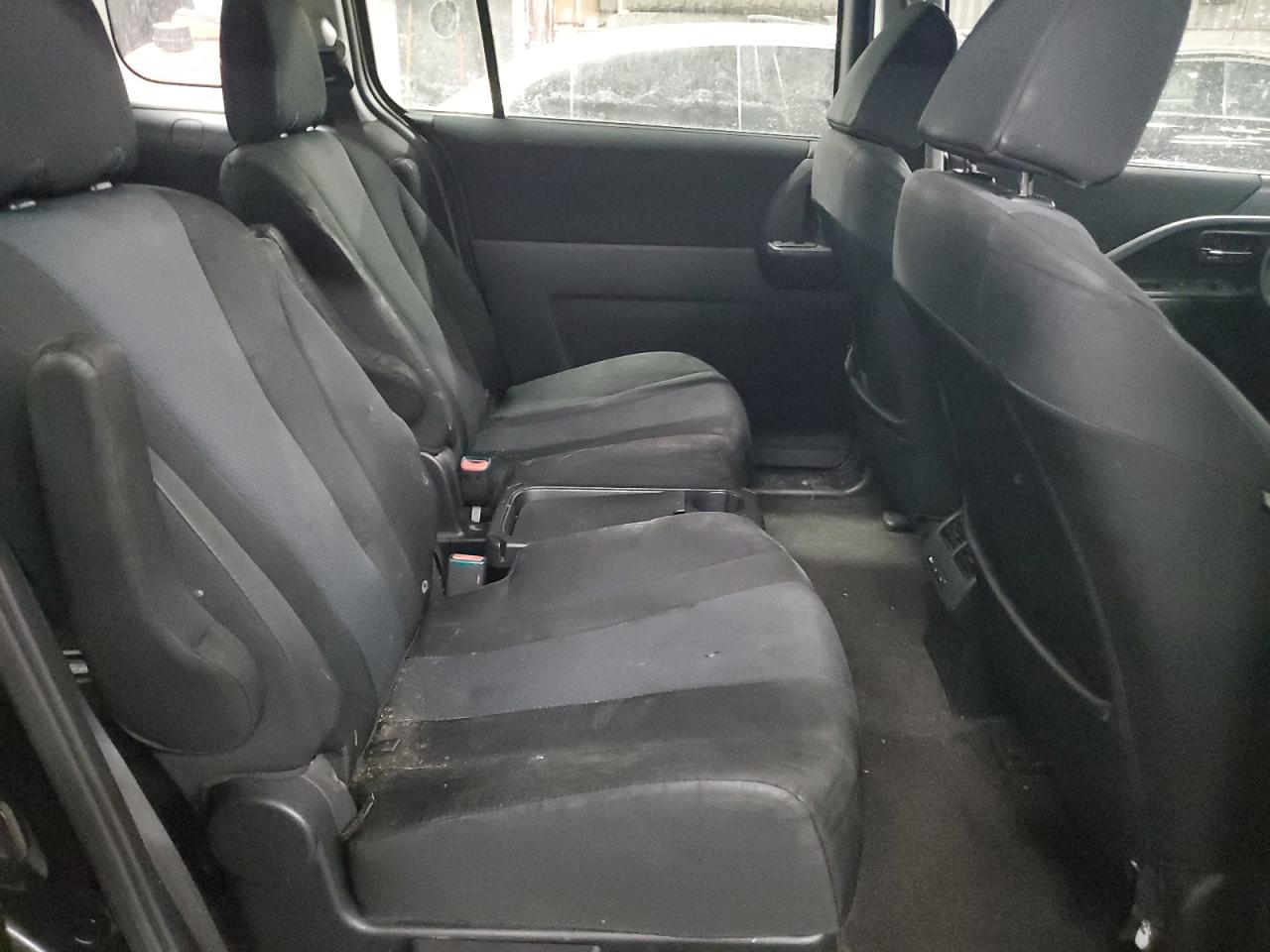 2014 Mazda 5 - Image 11