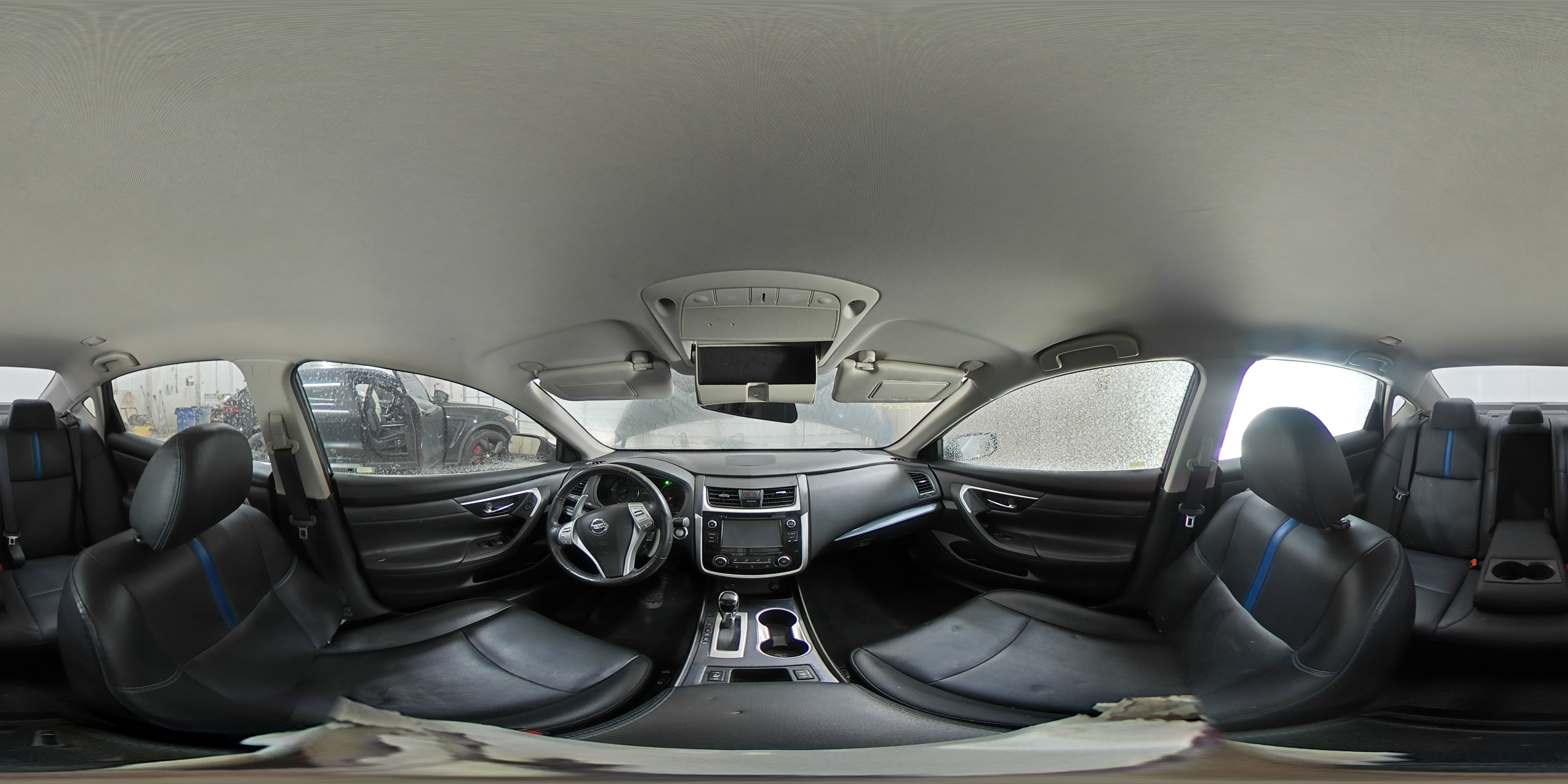 2018 Nissan Altima - Image 15