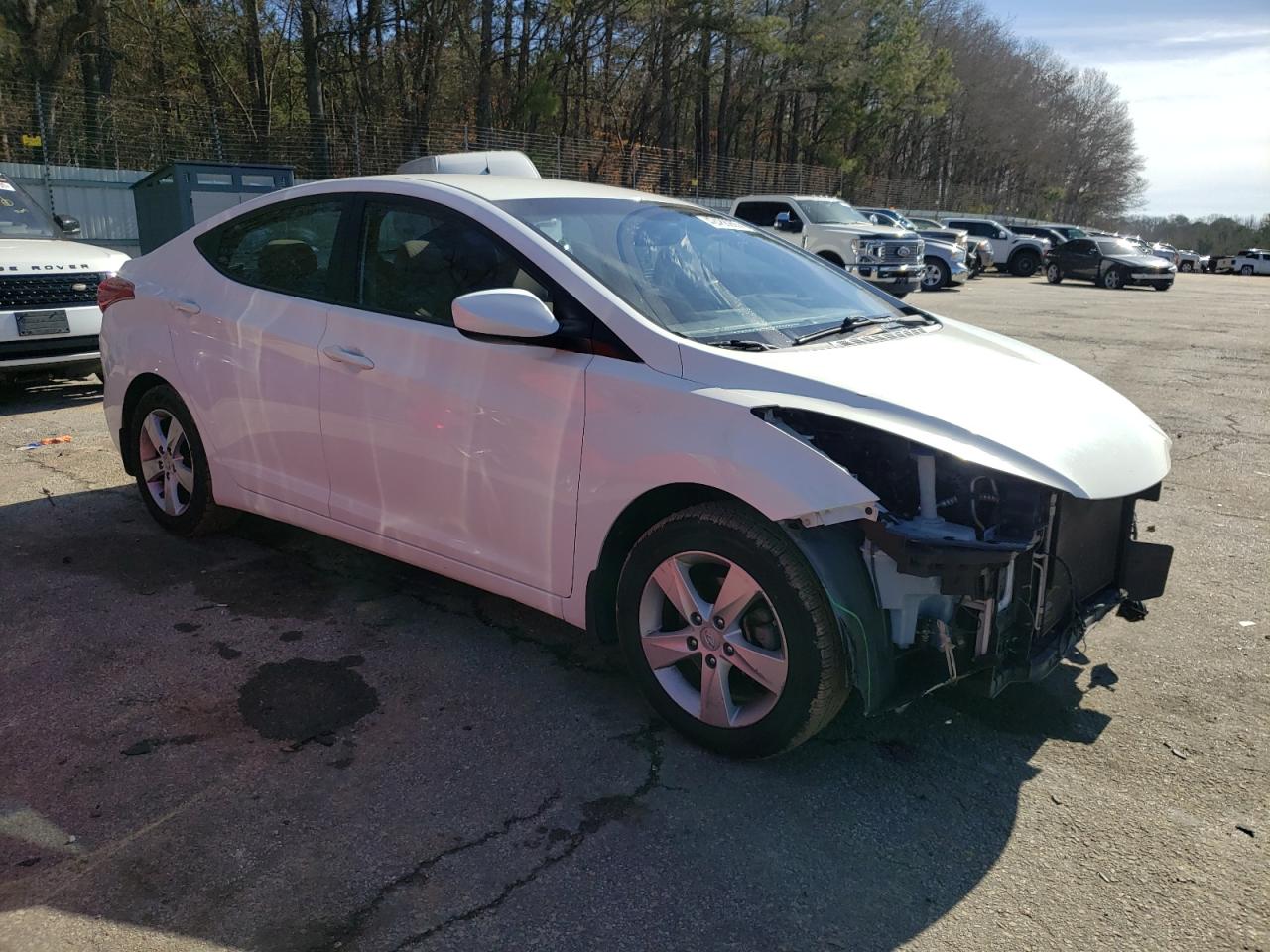 2013 Hyundai Elantra - Image 4