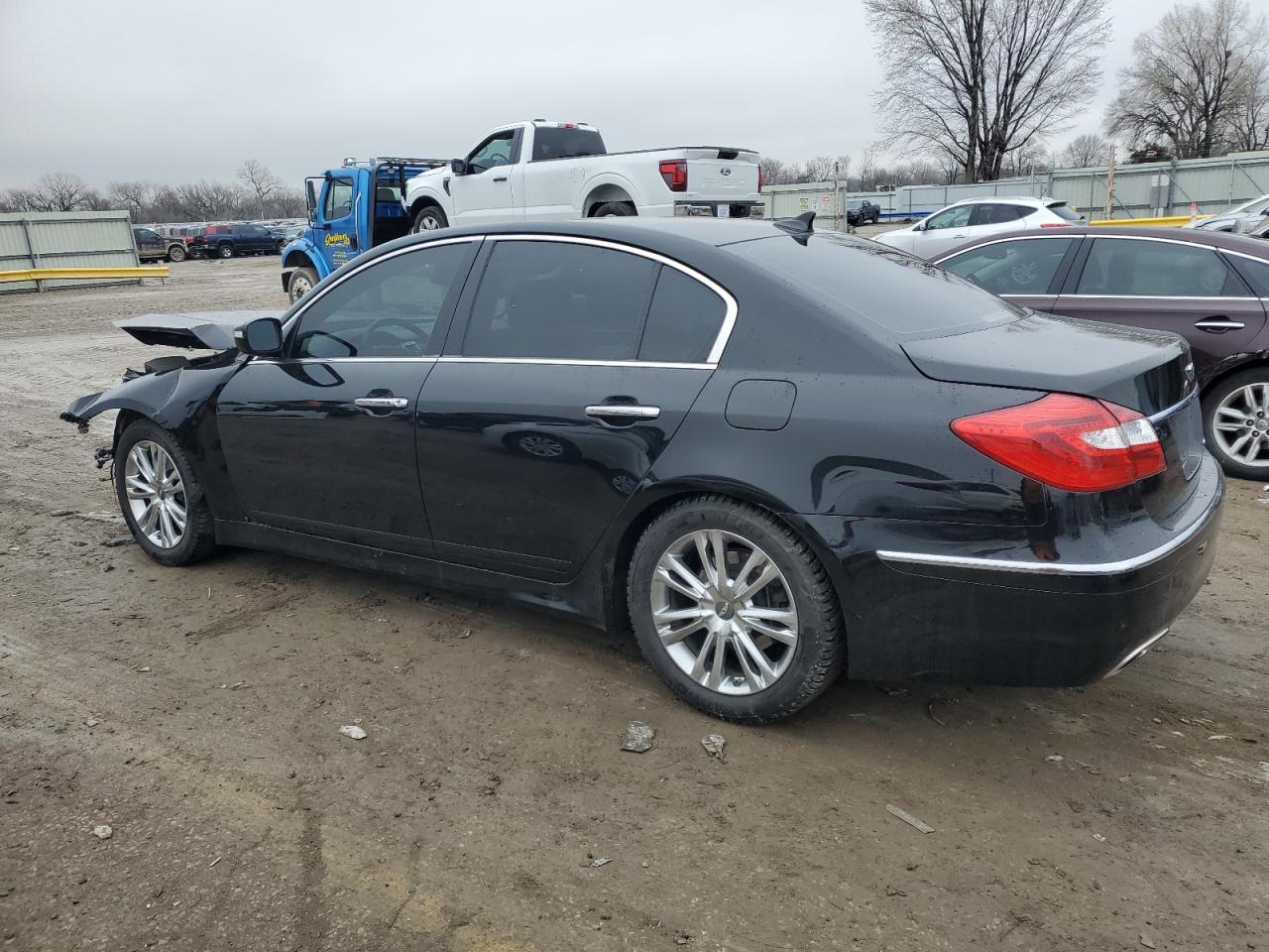 2012 Hyundai Genesis - Image 2