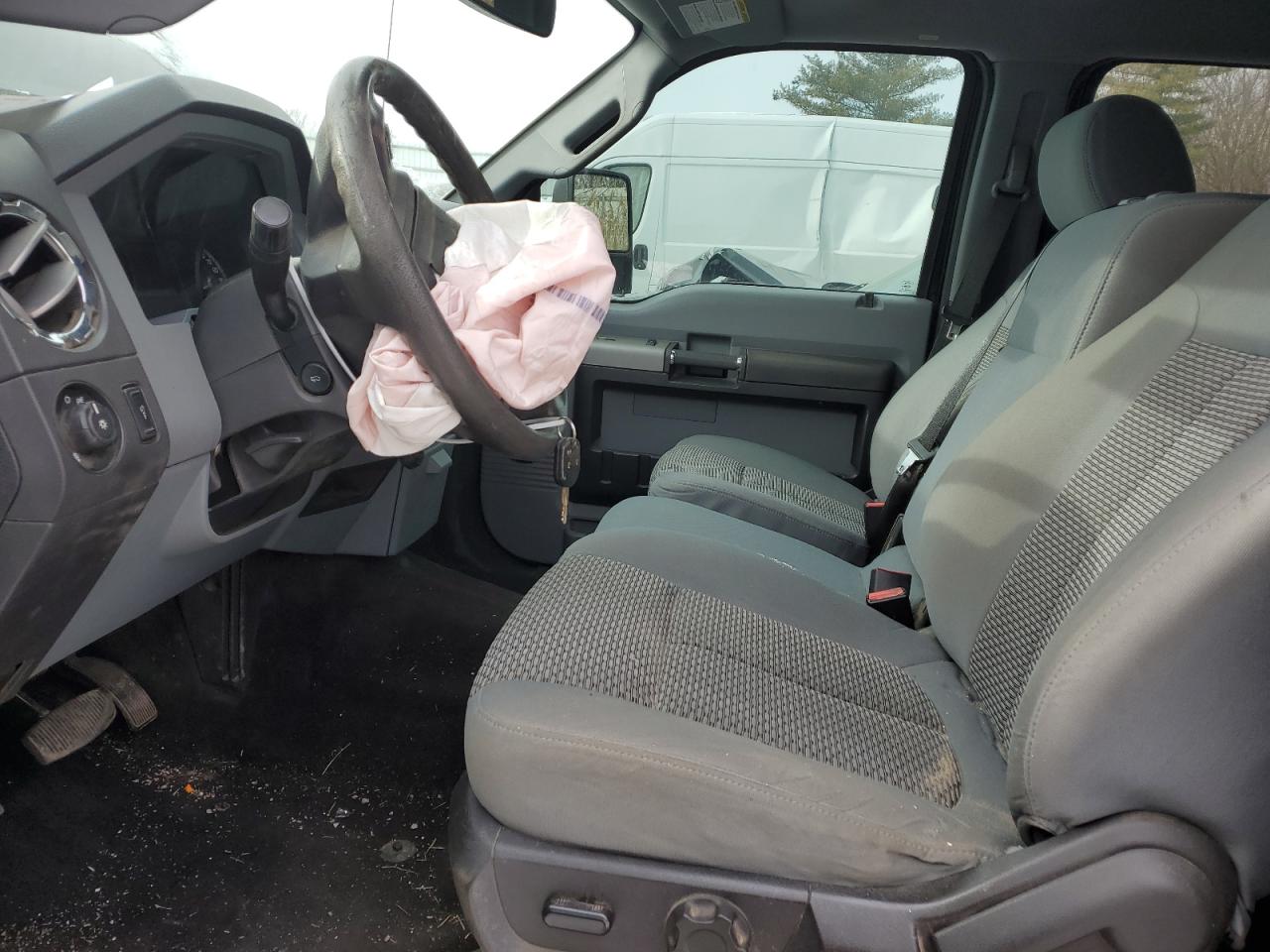 2016 Ford F250 - Image 7