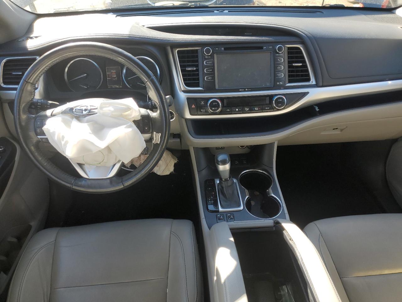 2015 Toyota Highlander - Image 8