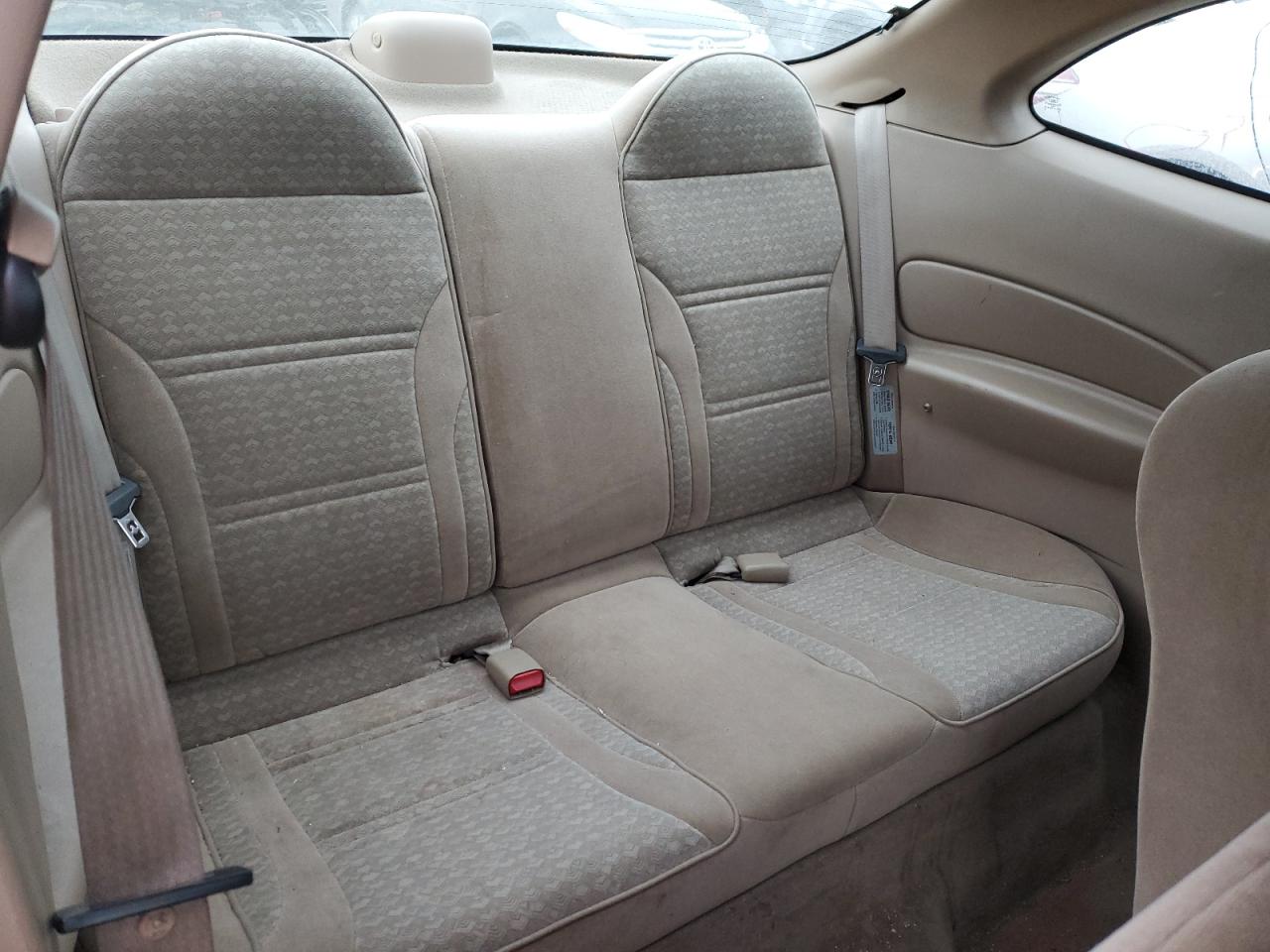 1998 Ford Escort - Image 10