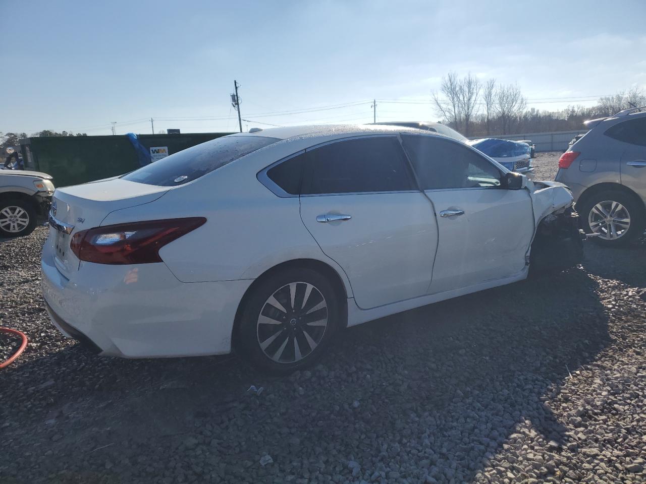 2018 Nissan Altima - Image 3