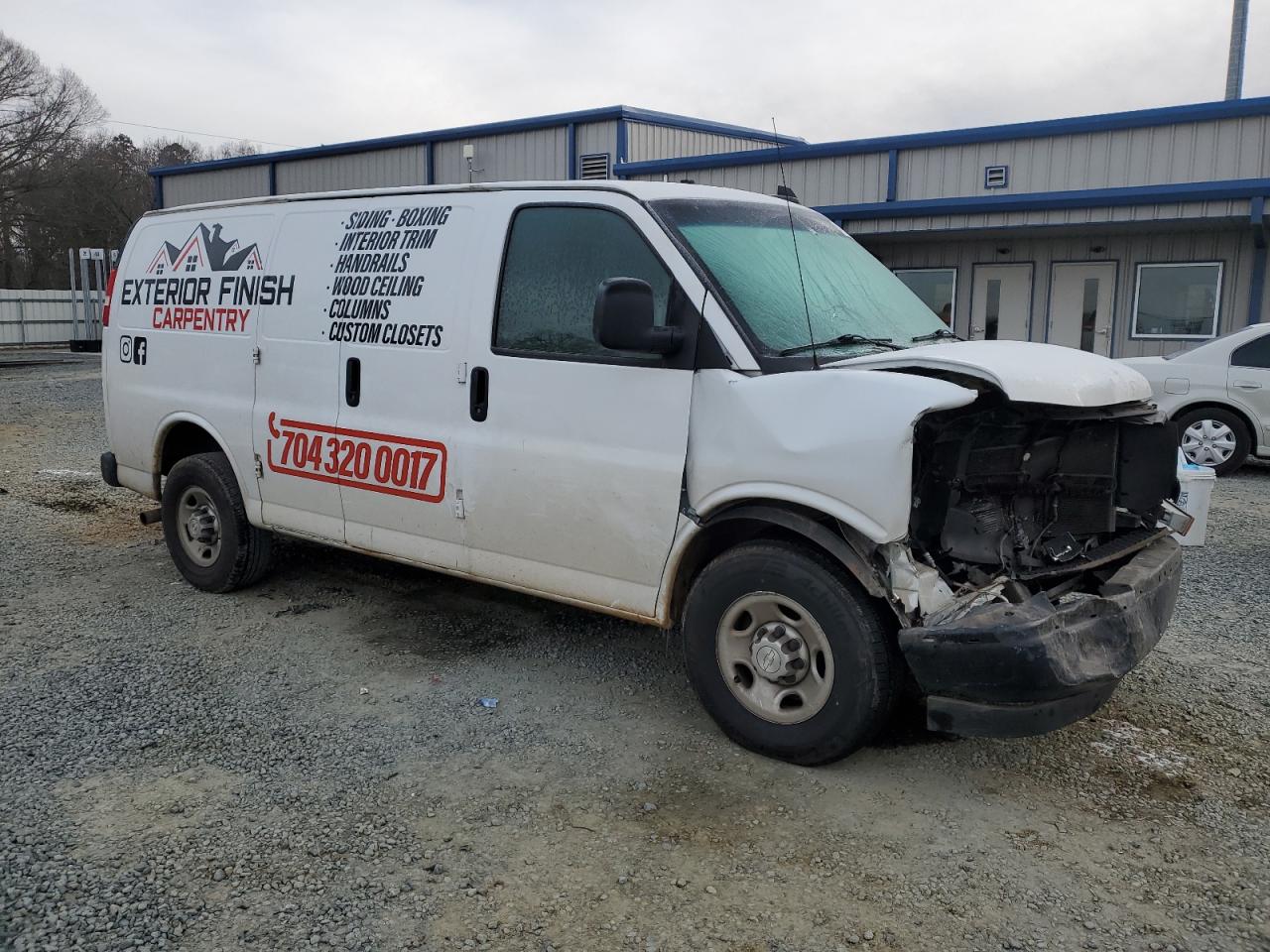 2018 Chevrolet Express - Image 4