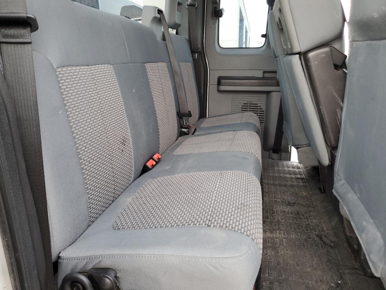 2015 Ford F250 - Image 10
