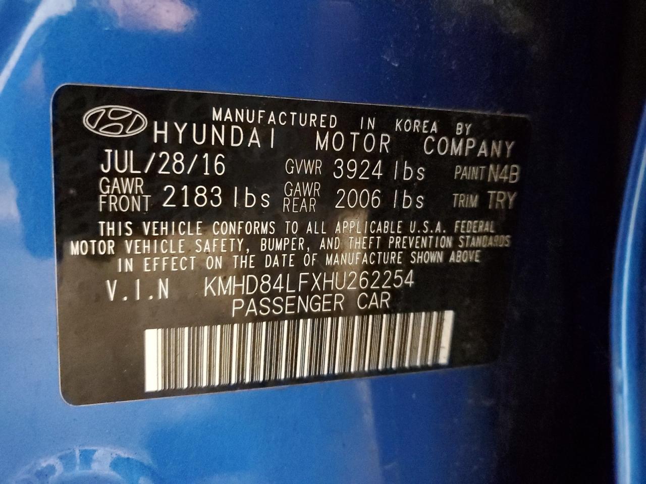 2017 Hyundai Elantra - Image 12
