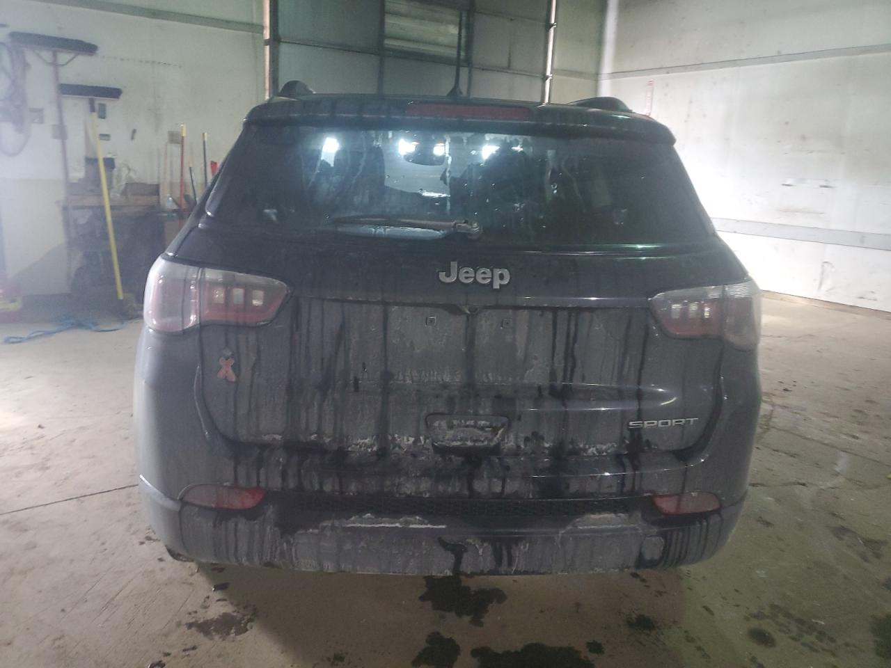 2018 Jeep Compass - Image 6