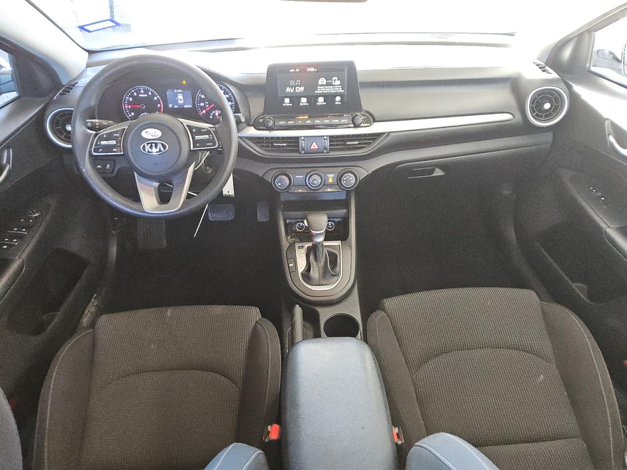 2021 Kia Forte - Image 8