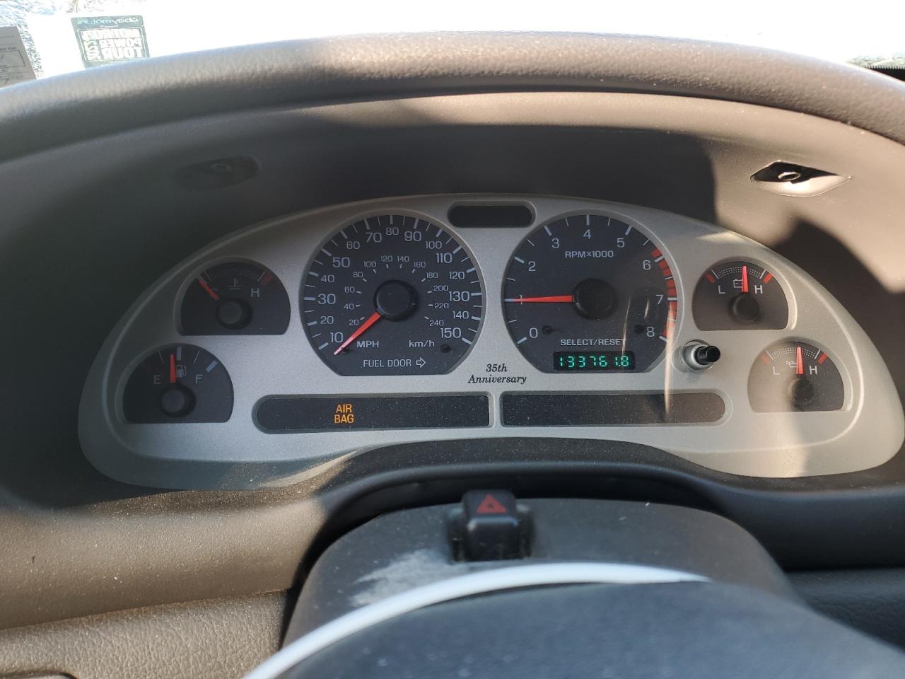 1999 Ford Mustang - Image 9