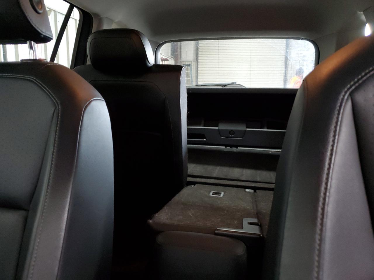 2018 Volkswagen Tiguan - Image 10