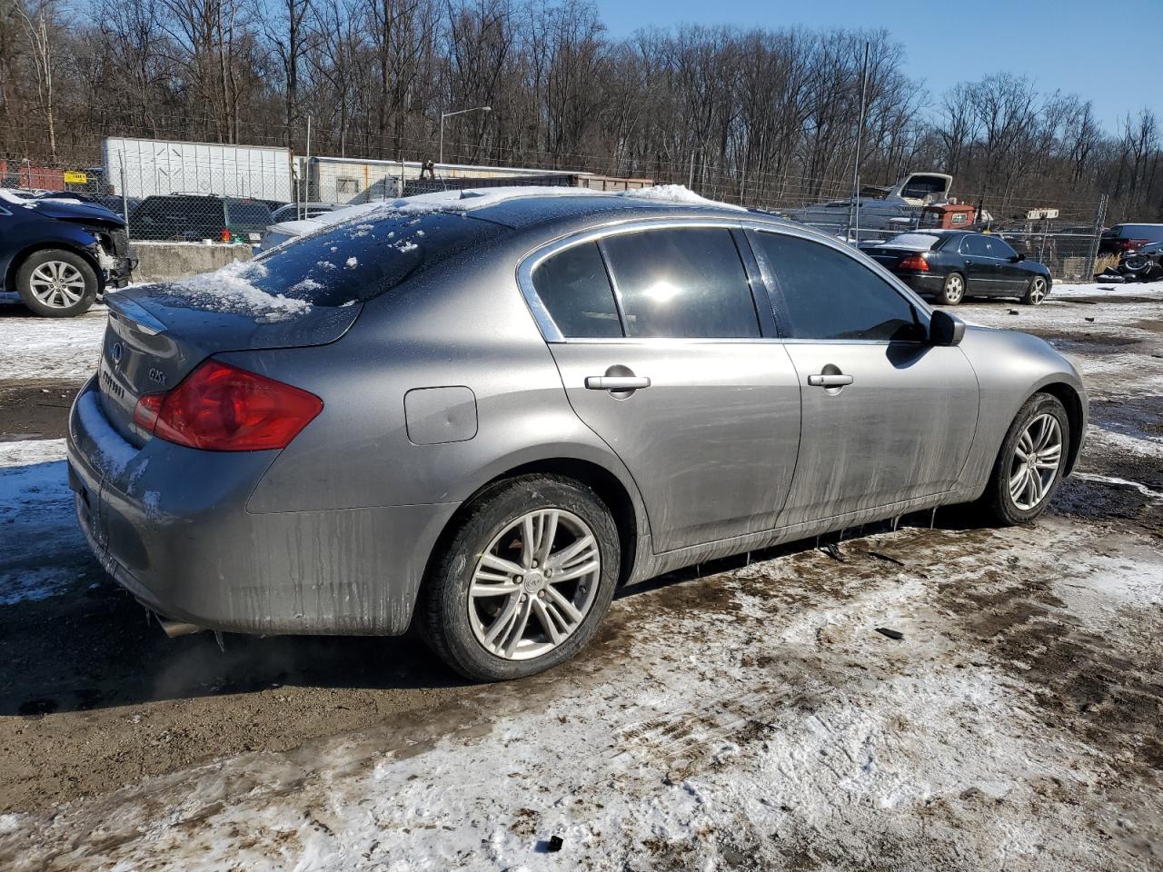 2011 Infiniti G - Image 3