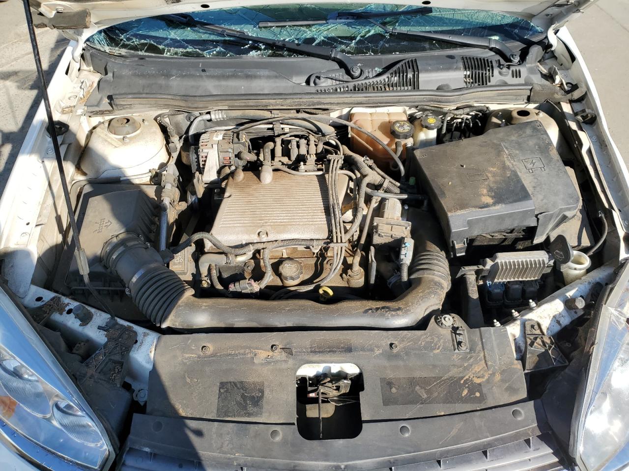 2005 Chevrolet Malibu - Image 11