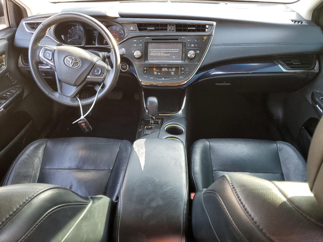2015 Toyota Avalon - Image 8